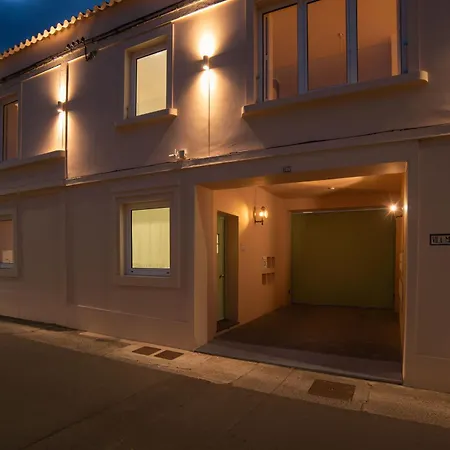 Marta - Canario Da Terra Vila Franca do Campo