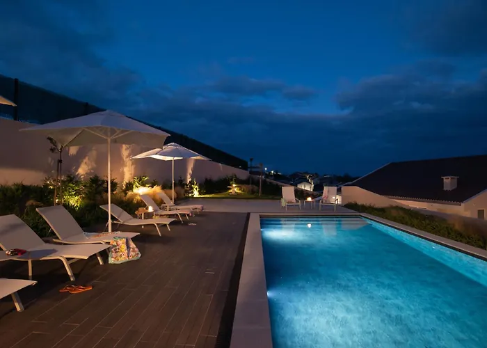 Marta - Canario Da Terra * Vila Franca do Campo