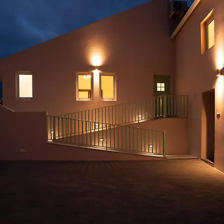 Marta - Canário Da Terra Apartamento *