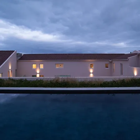 Marta - Canário Da Terra Apartamento *